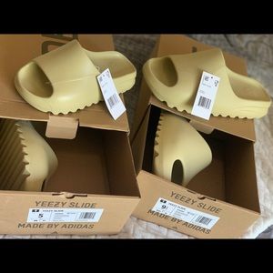 Yeezy Slides